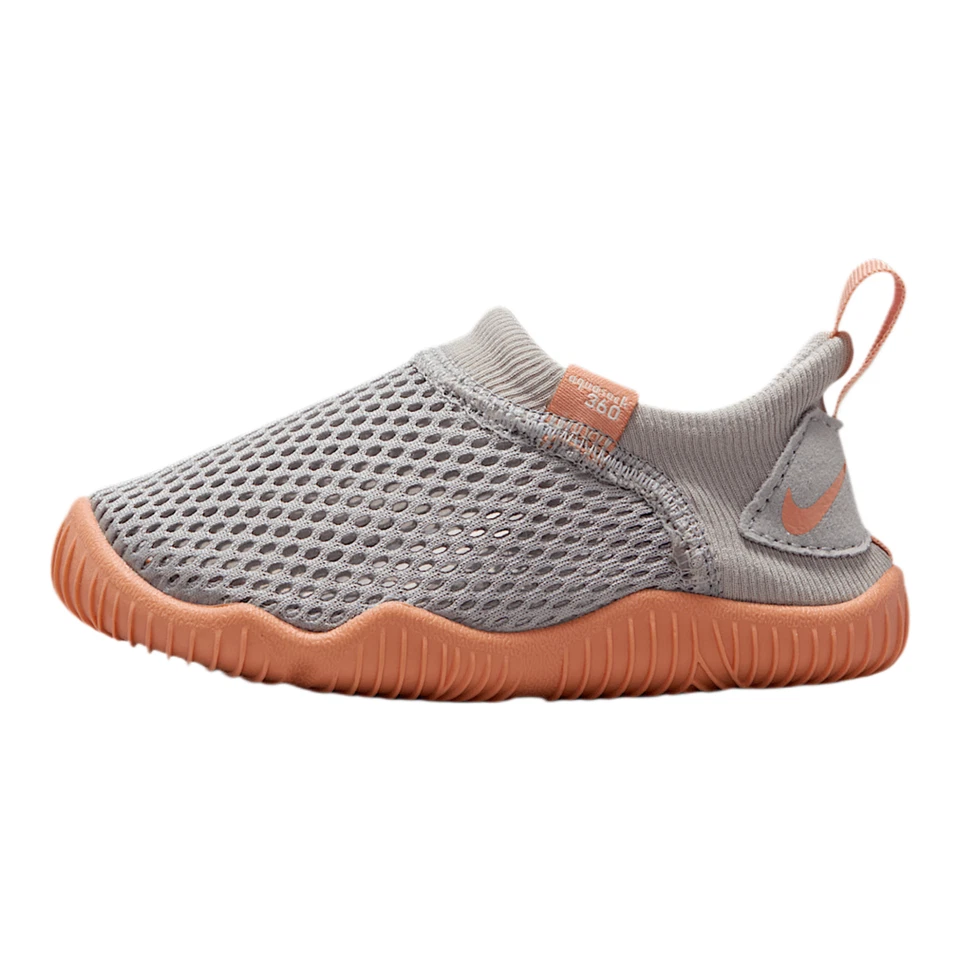 Nike Aqua Sock 360 Zapatos para Bebé/Niño Pequeño (Plata Claro/Agata Albaricoque) Foto 1 de 1