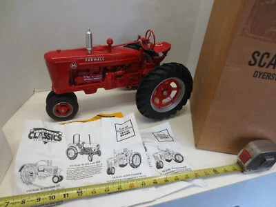 Scale Models 1/8 Diecast FPS Farmall M Tractor (NEW IN BOX) - Image 1 of 4