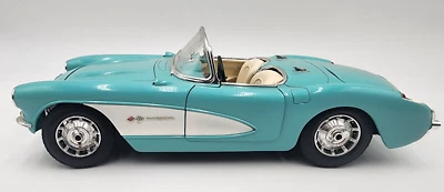 Chevrolet Corvette 1957 Burago #3034 (fundido a presión - escala 1:18) coche modelo Foto 1 de 4