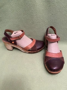 Brown the Art Company Sandals with Heels EURO40 US9 - Picture 1 of 4