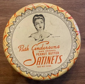 Satén de mantequilla de maní Ruth Andersons vintage de los años 40 estaño Bloomfield NJ 5 1/8" - Imagen 1 de 23