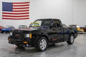 1991 GMC Syclone - Picture 1 of 12