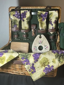 Wine & Cheese Picnic Basket for 4 w Insulated Carrier European Style Picnic Time - Picture 1 of 24