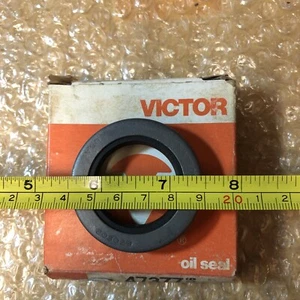 Victor 47377 / 203029 Oil Seal. New In The Box! F+S! - Picture 1 of 9
