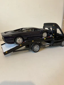 Maisto Jaguar XJ220 1/18 Scale Die Cast Model Working Steering Collectable - Picture 1 of 11