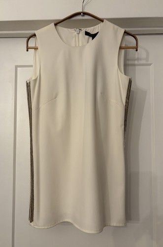 OFF WHITE Mini abito nuovo con etichette BCBG Max Azria onice perline laterali bianco sporco taglia XS *LEGGI*