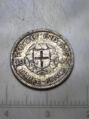 1942 Great Britain Three Pence threepence silver - Exact coin shown #Q970 - Image 1 of 3