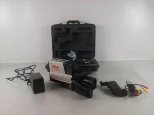 Vintage RCA CMR300 Point & Shoot Film Camera - Picture 1 of 6