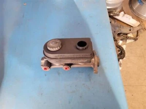 79-88 89 90 91 92 93 DODGE RAM PICKUP BRAKE MASTER CYLINDER 18957 - Picture 1 of 3