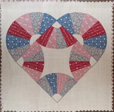 De colección~Marti Michell~"Corazón con patrón de abanico"~Tela de algodón~5,75"x5,75" Foto 1 de 2