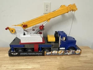 DRIVEN by Battat Large Toy Truck Crane Grue, Movable Parts, Lights Sound Effect - Picture 1 of 5