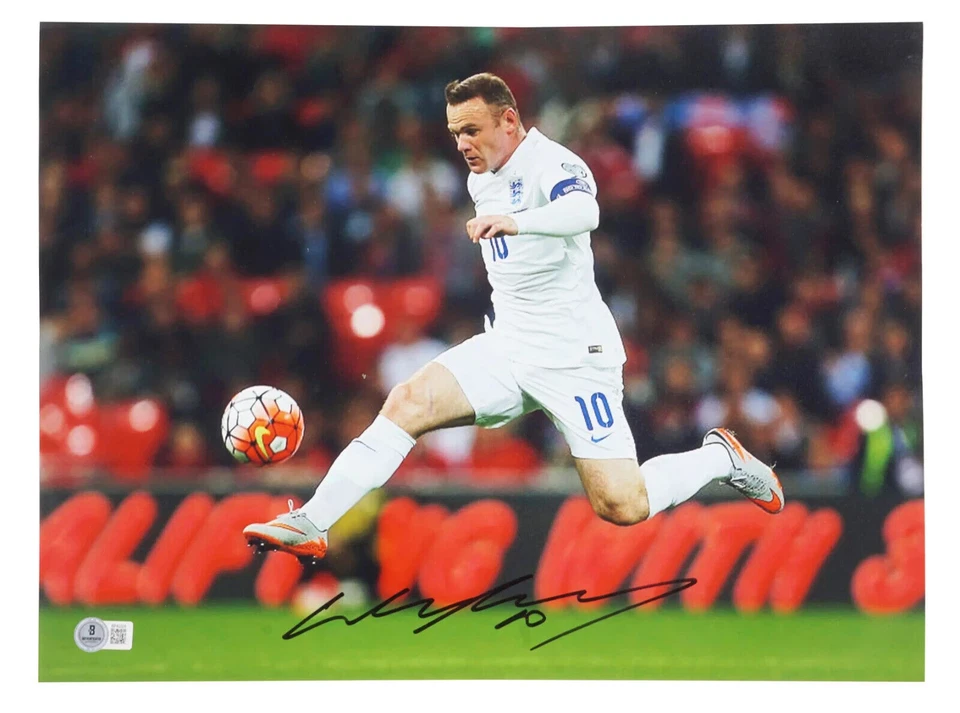 Impresión de fútbol de Inglaterra firmada por Wayne Rooney talla 16′′ x 12′′ con certificado de autenticidad Beckett Foto 1 de 1