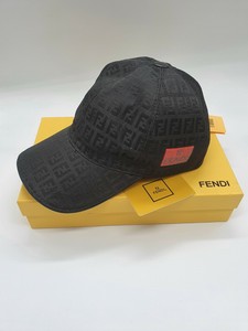 Cappelli da uomo Fendi | Acquisti Online su eBay