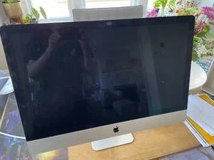 Gebrauchter Apple iMac (Retina 5k, 27 Zoll, Ende 2015) 8 GB Ram 1TB Speicher - Bild 1 von 5