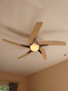 Fantasia Viper Plus Ceiling Fan With Maple Blades. 3 Speeds, Remote, Dimmer.