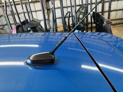 FIESTA    2016 Antenna 104777284 - Image 1 of 4