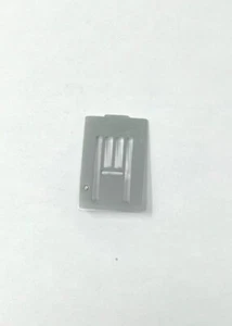 NEEDLE PLATE INSERT #40541 fits KENMORE 158.19130, 158.19131 - Picture 1 of 2