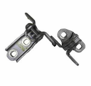 2019 CHEVROLET EQUINOX REAR RIGHT DOOR HINGE ASSY OEM RH - Picture 1 of 4