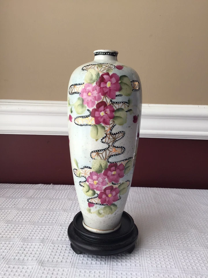 Jarrón antiguo/vintage japonés de porcelana fina pintado a mano, 9 pulgadas de alto Foto 1 de 4