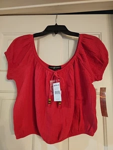 Almost Famous Juniors Top Short Sleeve Stretch Waist Neckline Sleeves Sz Lg Red - Picture 1 of 3