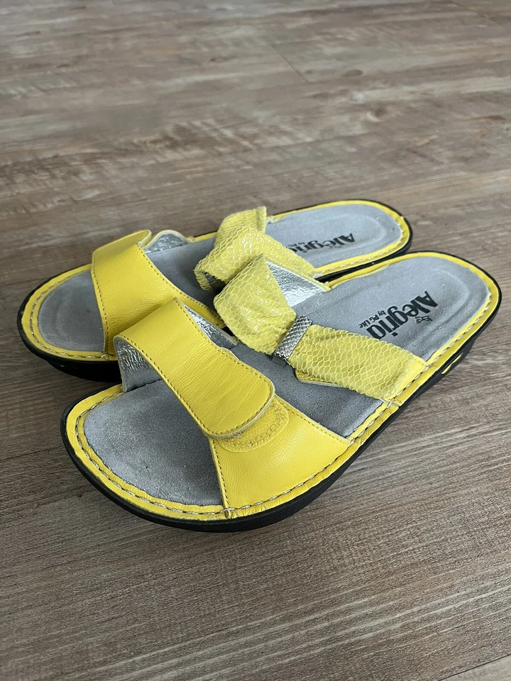 Alegria US 6 - 6.5 EU 36 Karmen 凉鞋黄色皮革拖鞋木屐懒人鞋 — 第 1/4 张图片