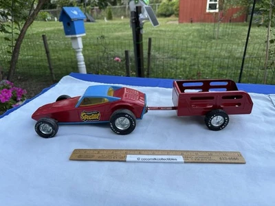 Corredor especial de nylint Grand Prix de acero prensado de colección de los años 60 con remolque Hot Rod Foto 1 de 4