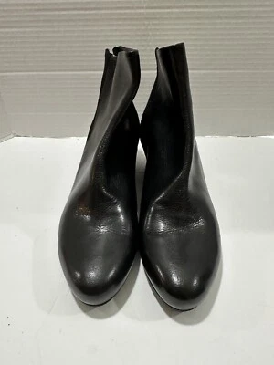 Pos Ole Rouge Black Leather/Suede Round Toe Back Zip Wedge Ankle Boots Size 38.5 - Image 1 of 4