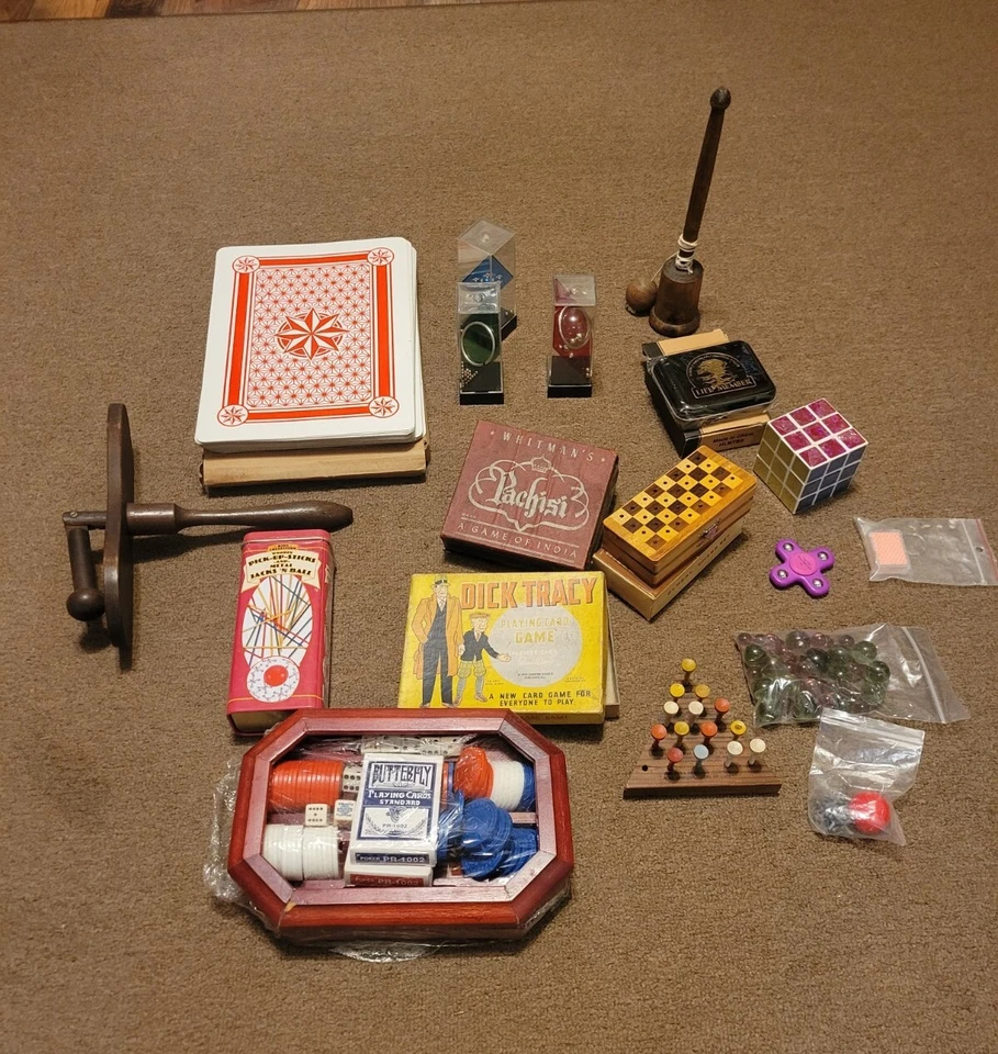 Juego de 18 juegos de viaje de colección ~ fichas de juego de ajedrez de estrategia Dick Tracy Cards Foto 1 de 4