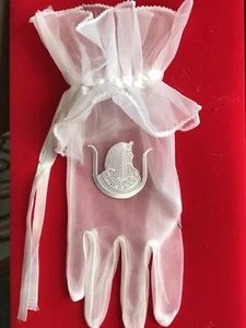 DOI Ladies Auxiliary OES Eastern Star Shriner Chiffon or Lace gloves - Picture 1 of 5