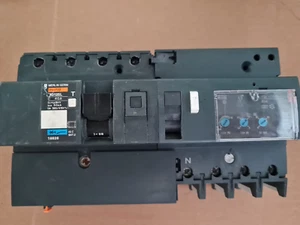 NG125L 4P C 40A 300mA-3A-I/S/R-A DISJ DIFFERENTIEL , M-G SCHNEIDER 18826-19037 - Imagen 1 de 2