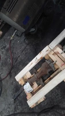 2014 Subaru Legacy Outback conjunto de suporte diferencial fabricante de equipamento original 38300ac290 - Imagem 1 de 4