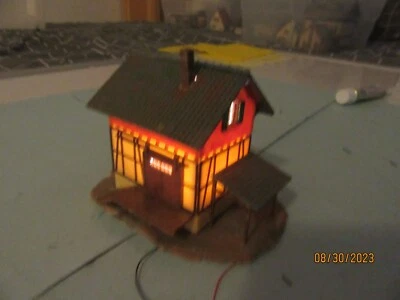 HO -  Faller 156  Storage Shed  4" x 3" x 4" - Image 1 of 4