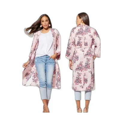 Bata Kimono Plumero Estampado Floral Gabrielle Union X New York & Company Talla M Foto 1 de 4