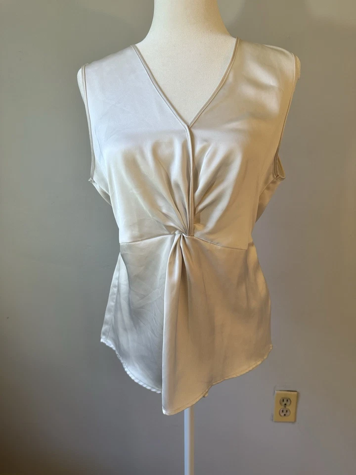 Nicole Miller New York 缎面衬衫 M 香槟扭前无袖上衣 — 第 1/4 张图片