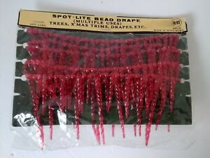 VINTAGE Spot-Lite Bead Drape Red 9 FT Long Red Icicle Plastic Beads NOS New. 