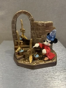 Figura Disney Mickey Hechicero Hecha en Italia por Anri Limitada Numerada 667/2500 - Imagen 1 de 8