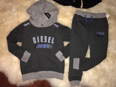 DIESEL мальчиков толстовка с капюшоном и брюки комплект размер 4 новый с Ярлыками - Изображение 1 из 2