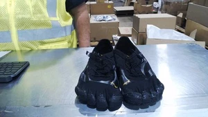 UsedLikeNew - Vibram Men's FiveFingers KSO EVO, Black, 45 EU / 11-11.5 US - Picture 1 of 6
