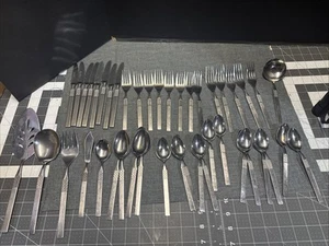 44 Piece Oxford Hall Flatware Stainless OXH58 Cross Hatch Burnished Lot - Picture 1 of 8