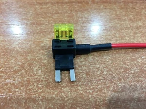 Add A Circuit Fuse Tap Mini Blade Fuse Holder ATM APM Type x 1 Plus 20 AMP Fuse - Picture 1 of 12