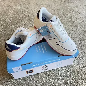 NEW IN BOX ALDI Logo Gear 2024 Women's Multicolor White Logo Sneakers Shoe Sz 7 - Picture 1 of 7