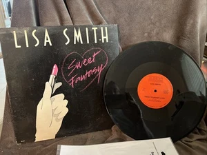 A70 Lisa Smith: Sweet Fantasy, 1986 TSR Records TSR 850 - Disco Hi NRG Vinyl - Picture 1 of 2