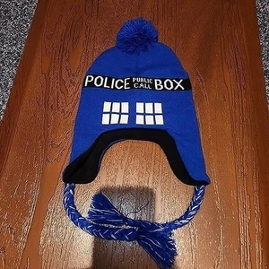 Juniors or Womens 1 Size Doctor Who Winter Hat Blue Police Call Box Design - Picture 1 of 7