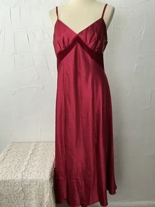 Thalia Sodi Lingerie Gown (L) Cherry Red Satin, Velvet Details, Straps NWOT - Picture 1 of 16