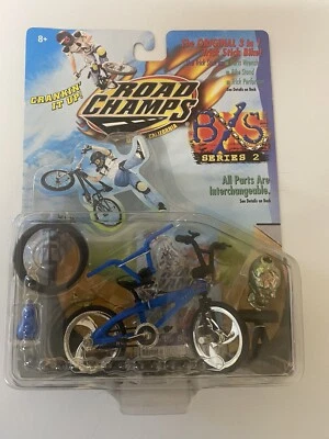 1999 Road Champs Mako BXS Series 2 3-in-1 Trick Stick Bike Sealed New - Image 1 of 3