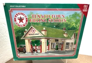 Texaco Town Gasoline Filling Station Porcelain Christmas Building with Box VTG - Picture 1 of 18