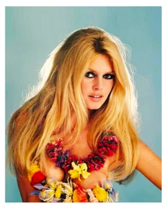 BRIGITTE BARDOT - 4"X5" PHOTOGRAPH - Picture 1 of 1