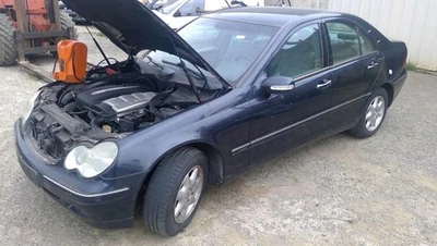 Renfort pare choc avant (traverse) MERCEDES CLASSE C 203 PHASE 1 2036201034 - Photo 1/4