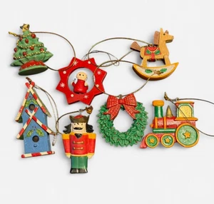 Vintage Ornament Set Of 7 Wood / Ceramic Train Nutcracker Wreath - Picture 1 of 2