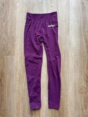 Gymshark Leggings Hose Sporthose Tights S Berry Lila Active Wear - Bild 1 von 3
